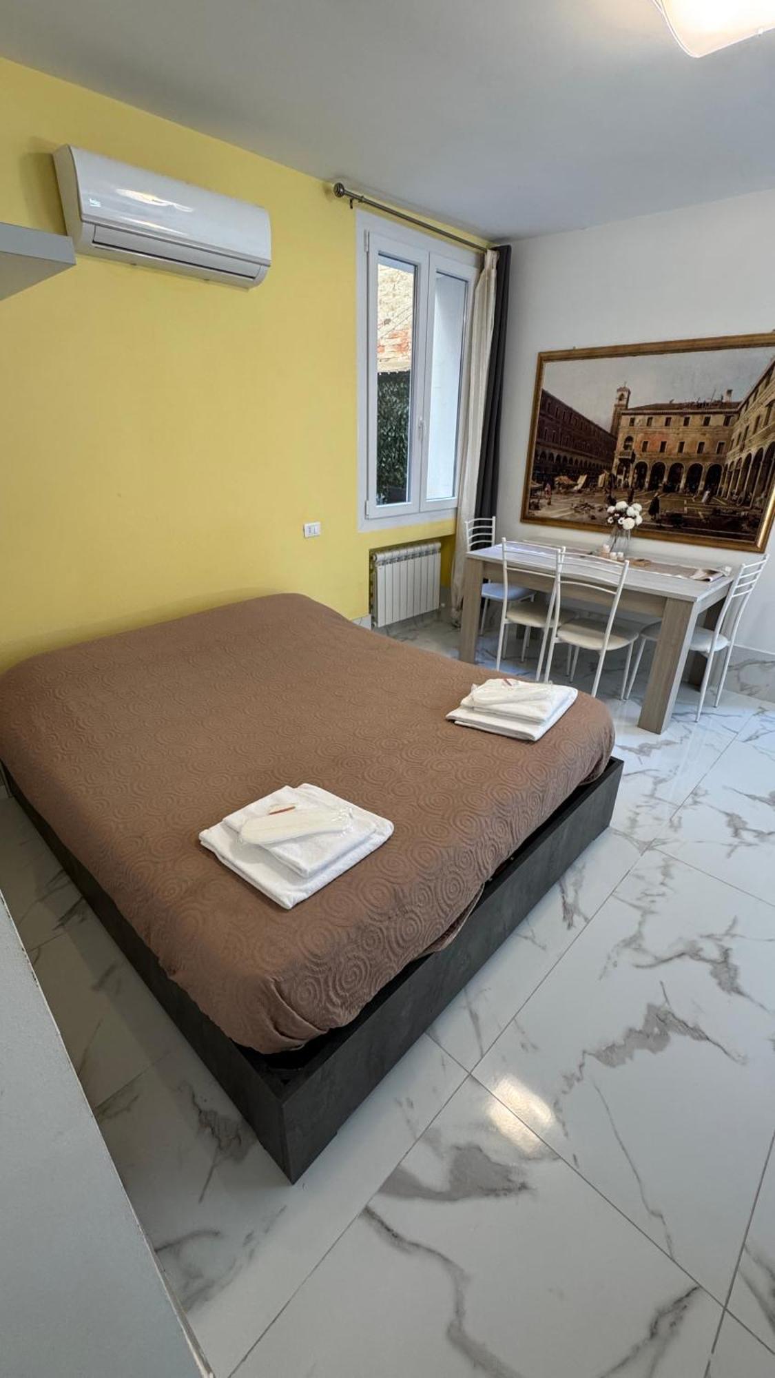 Calle De Le Pazienze Apartments Venice Exterior photo